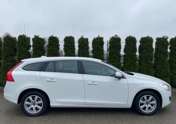 Volvo V60 cena 55900 przebieg: 244099, rok produkcji 2013 z Dęblin małe 704